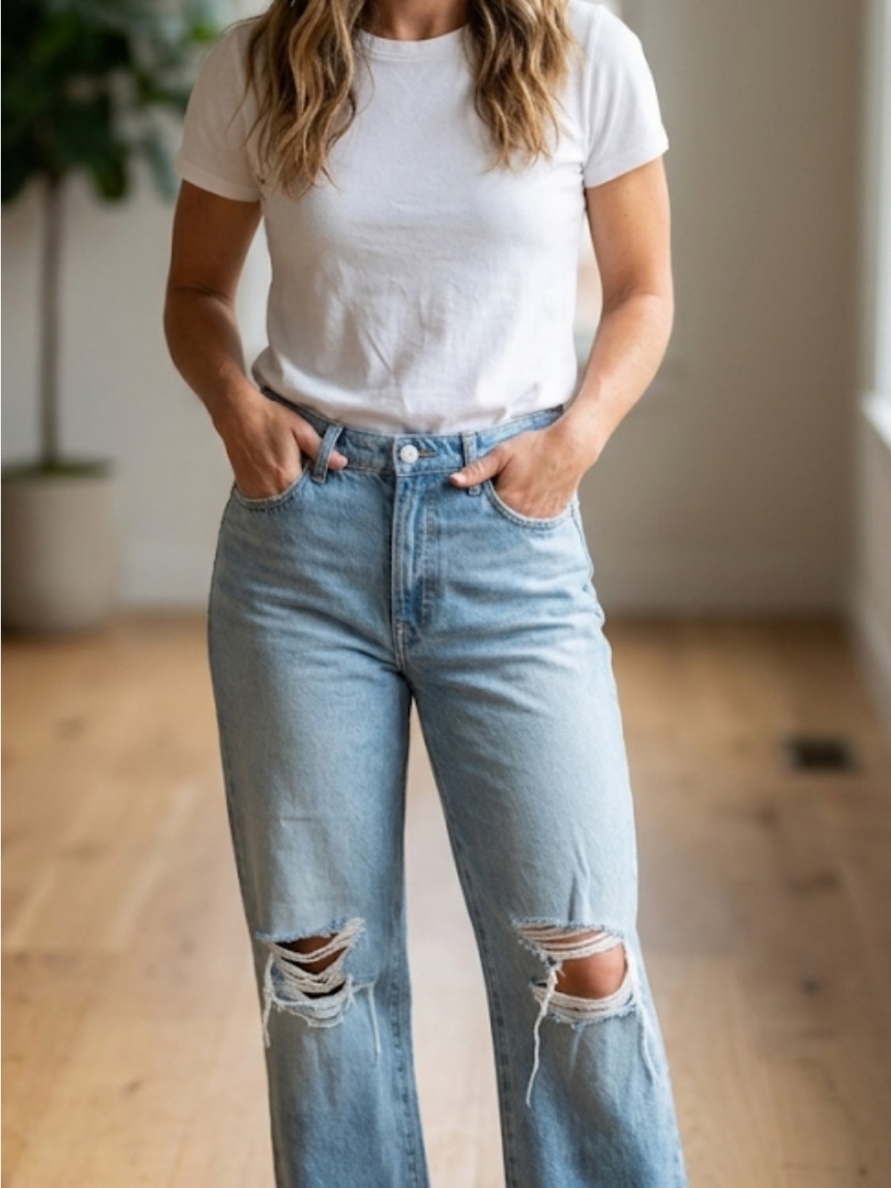 Blank NYC The Baxter Rib-Cage Straight leg Distressed Jeans. NWT - Picture 2 of 5